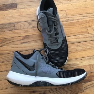 Nike air precision basketball shoes